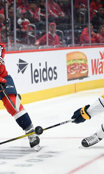 Jakub Vrana scores twice, Capitals rout Sabres 6-1